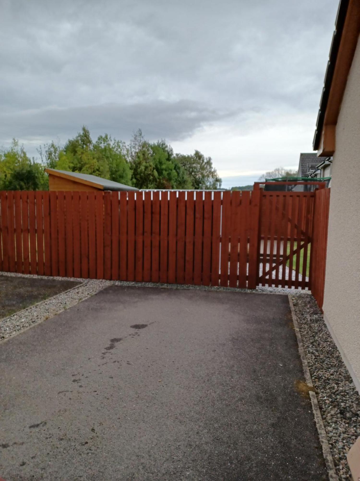 Modern 2 Bedroom Semi Detached House With Own Private Driveway Ferienhaus *